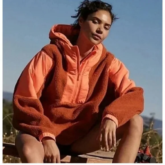 NWOT Free People Lead The Pack Half Zip Fleece Pop Over Hooded Jacket - Picture 7 of 10